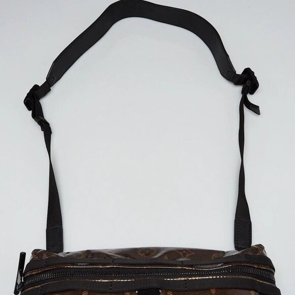 Louis Vuitton Monogram Glaze Canvas Messenger PM Bag - Picture 8 of 12